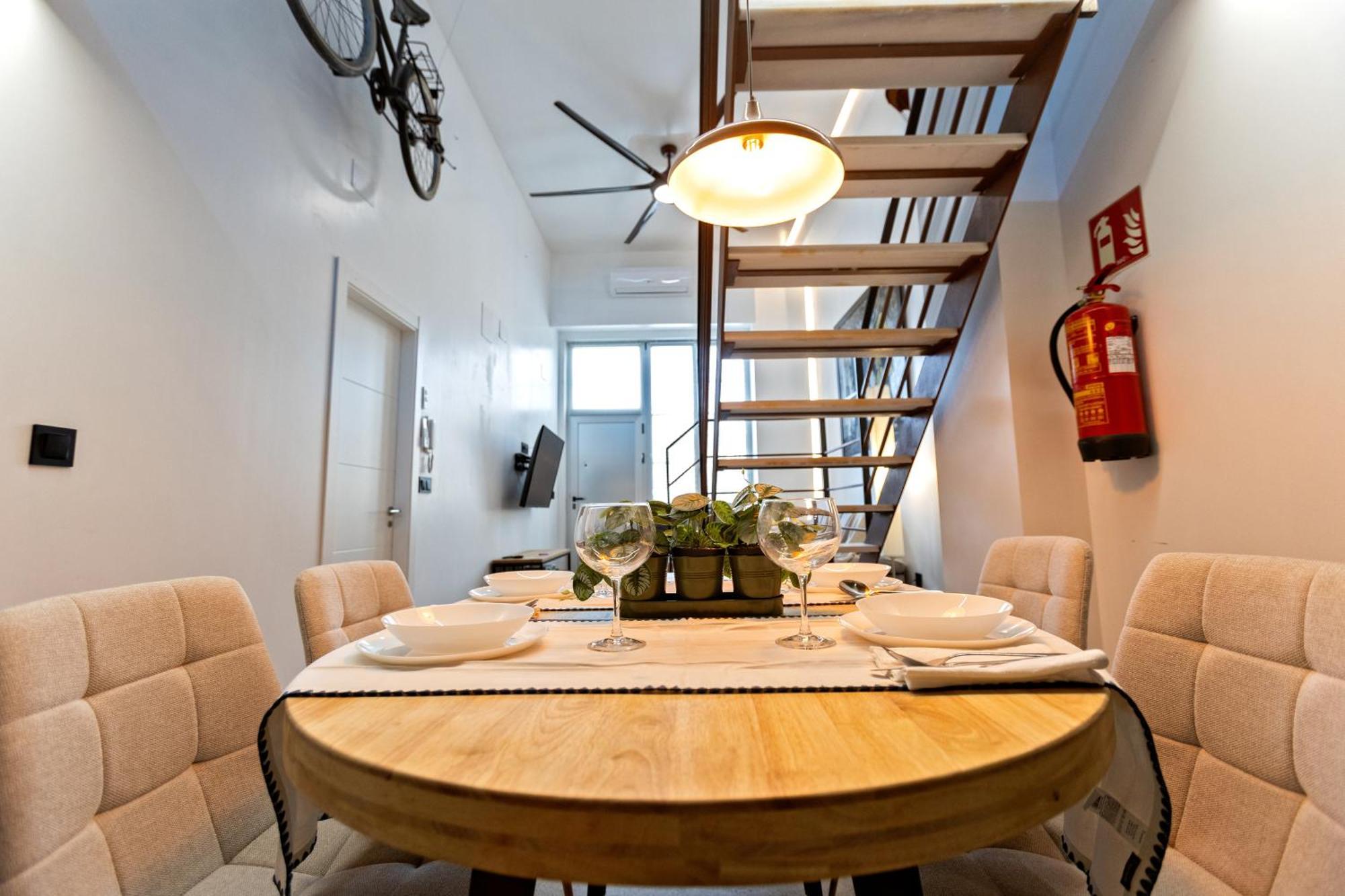 Loft Nou Benicalap - Housevanlive บาเลนเซีย ภายนอก รูปภาพ